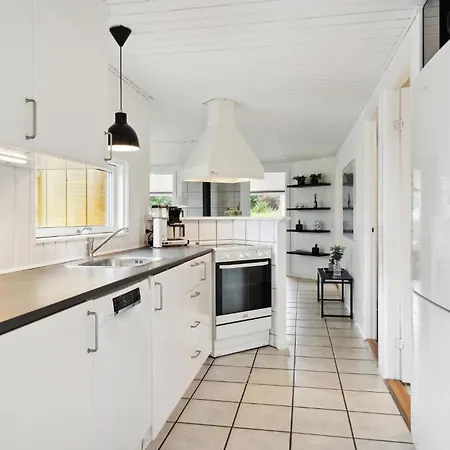 Hermosa Casa En Hejls Con Sauna