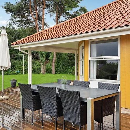 Сasa de vacaciones Hermosa Casa En Hejls Con Sauna
